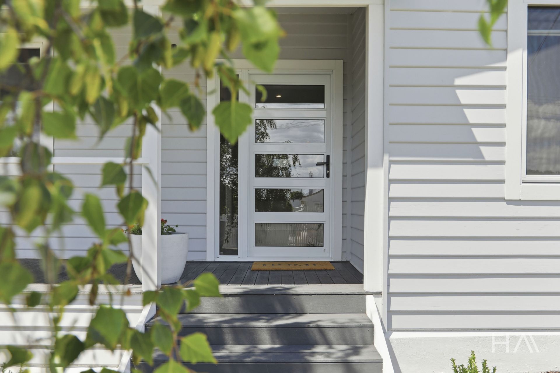 31 Como Crescent Newstead, Newstead - Thumbnail 3