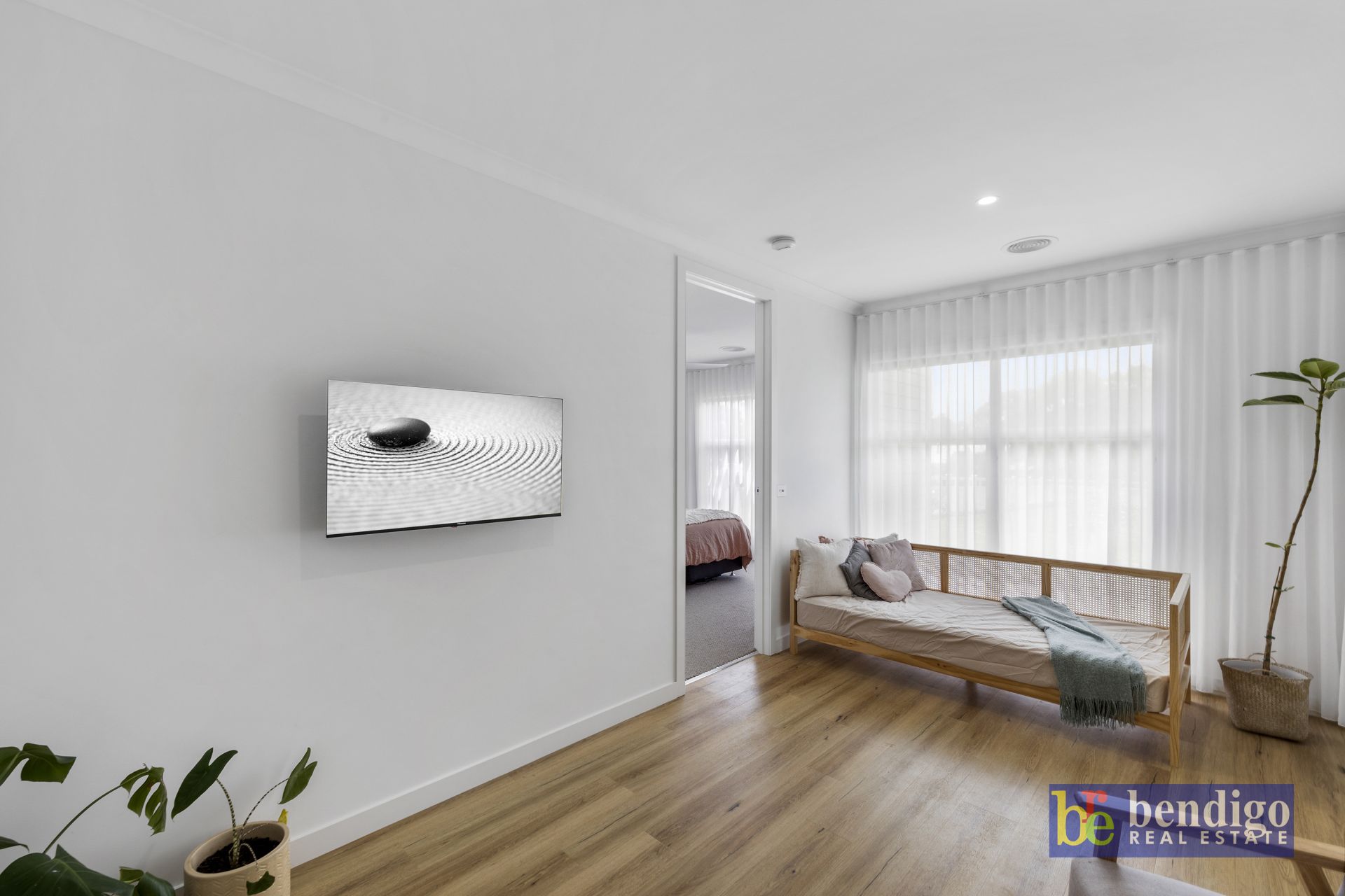 107 Williams Road Myers Flat VIC, Flat - Thumbnail 7