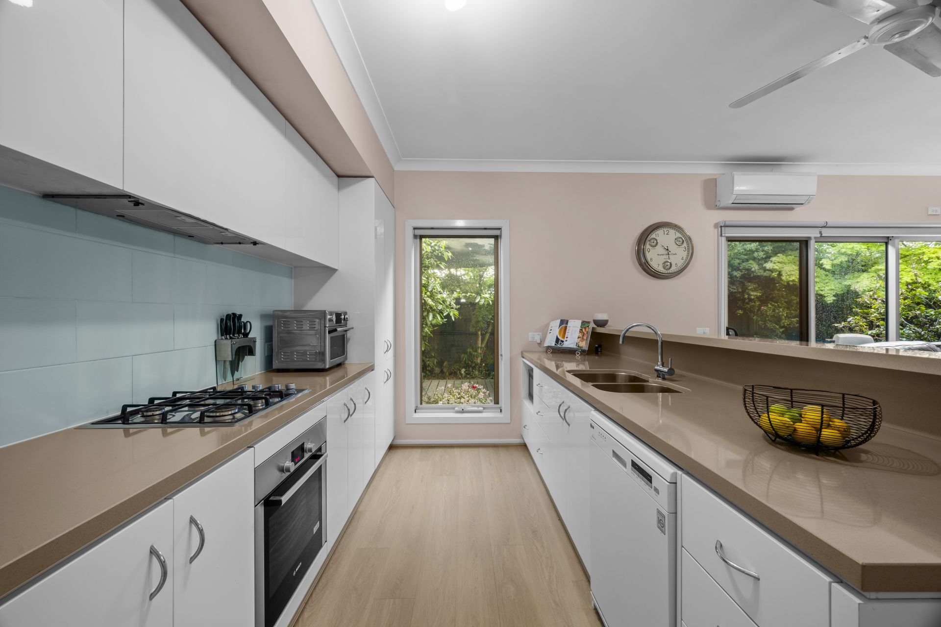 Brilliant Family Comfort In The Best Lifestyle Location