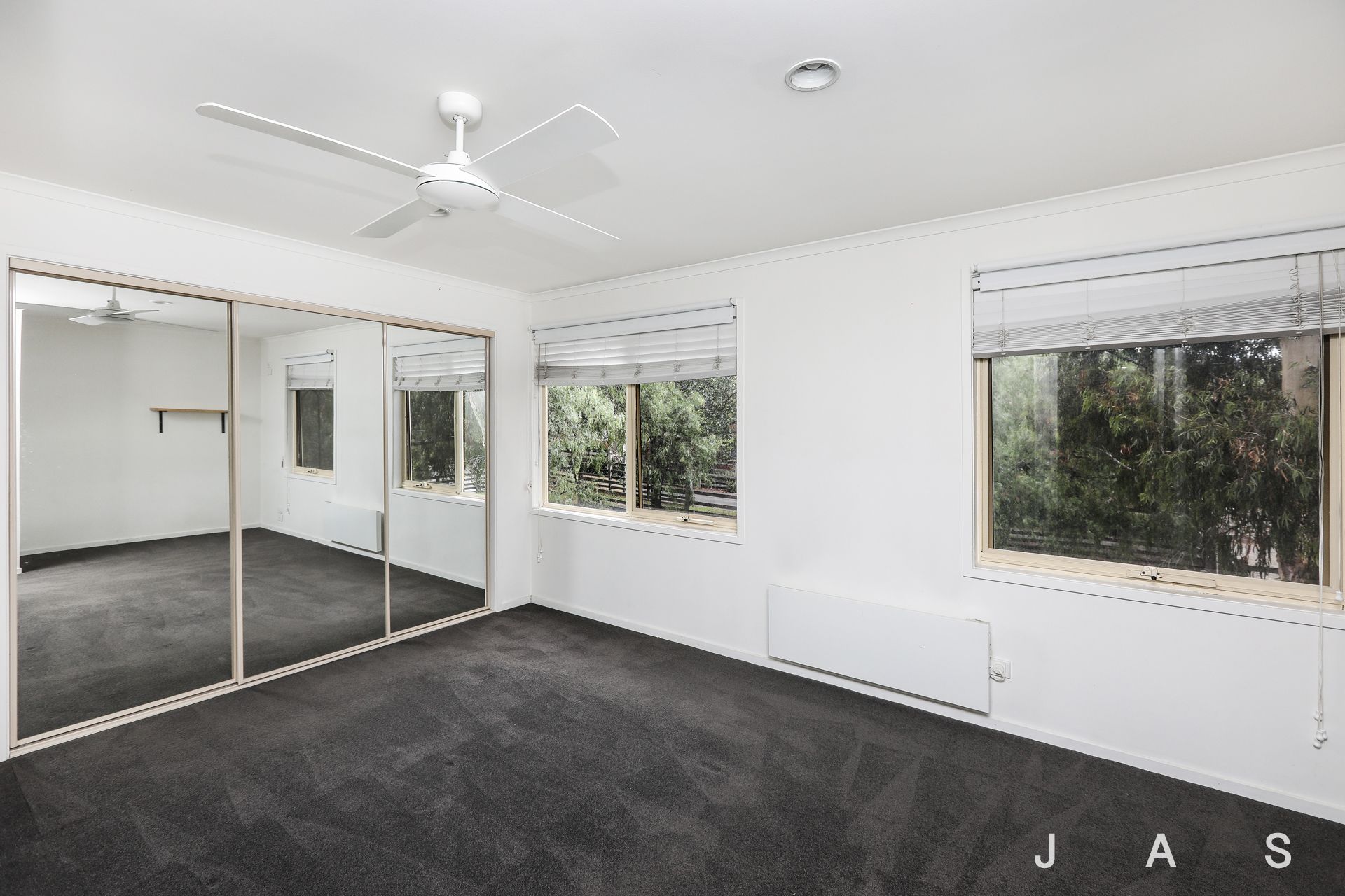 10 Cuffe Walk Kensington VIC, Kensington - Thumbnail 6