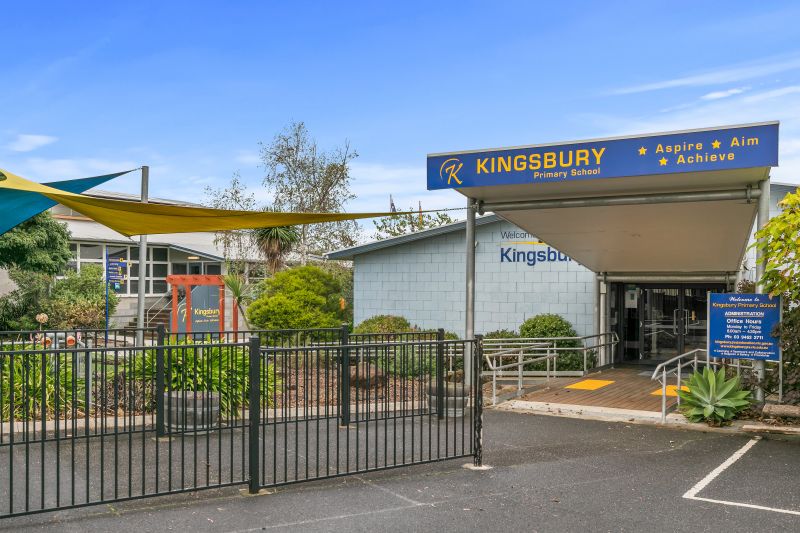 44 Keats Avenue, Kingsbury