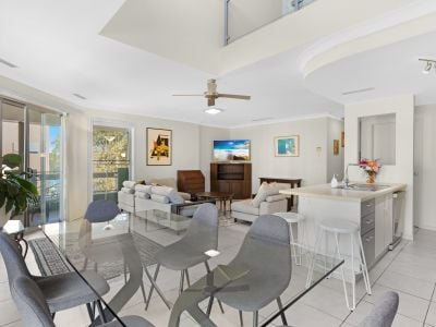 Carrara 3044 Everglade Avenue