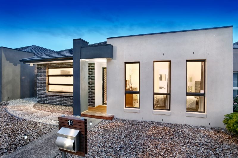 14 Creeds Farm Lane, Epping