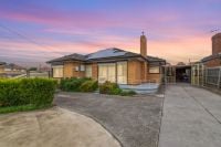 45 Mahoneys Road, Reservoir