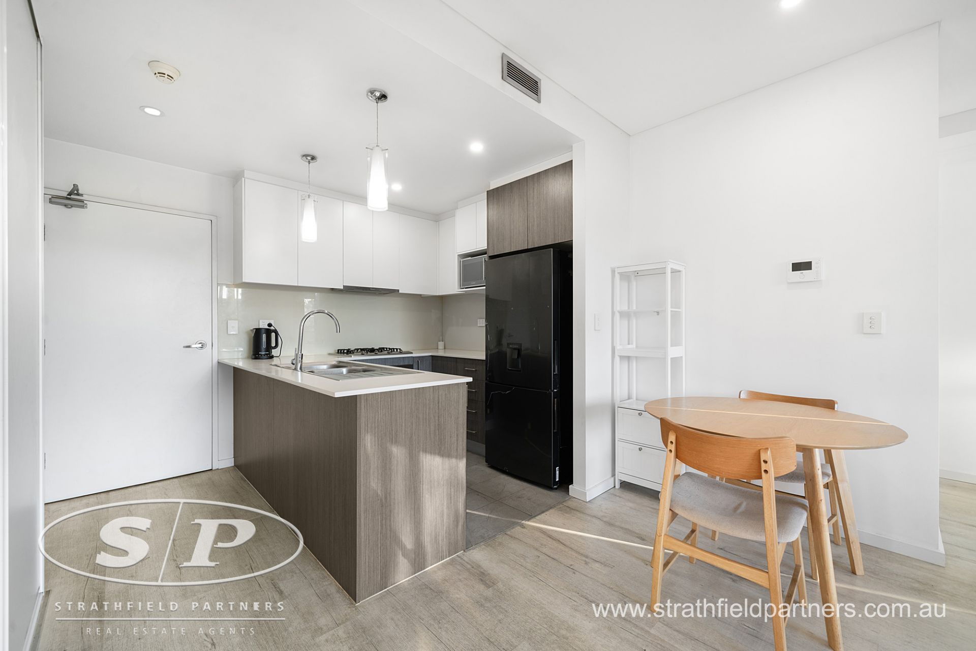 204/12-14 Mandemar Avenue, Homebush West, West - Thumbnail 4
