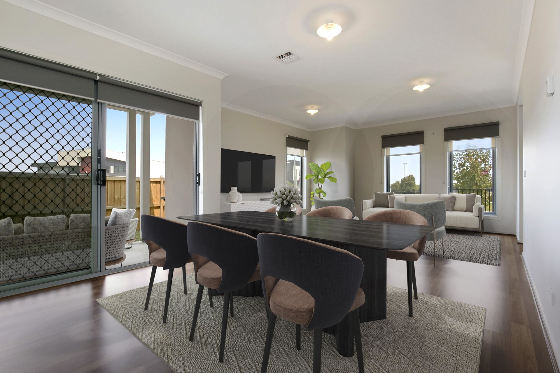 Modern Home Panoramic Views