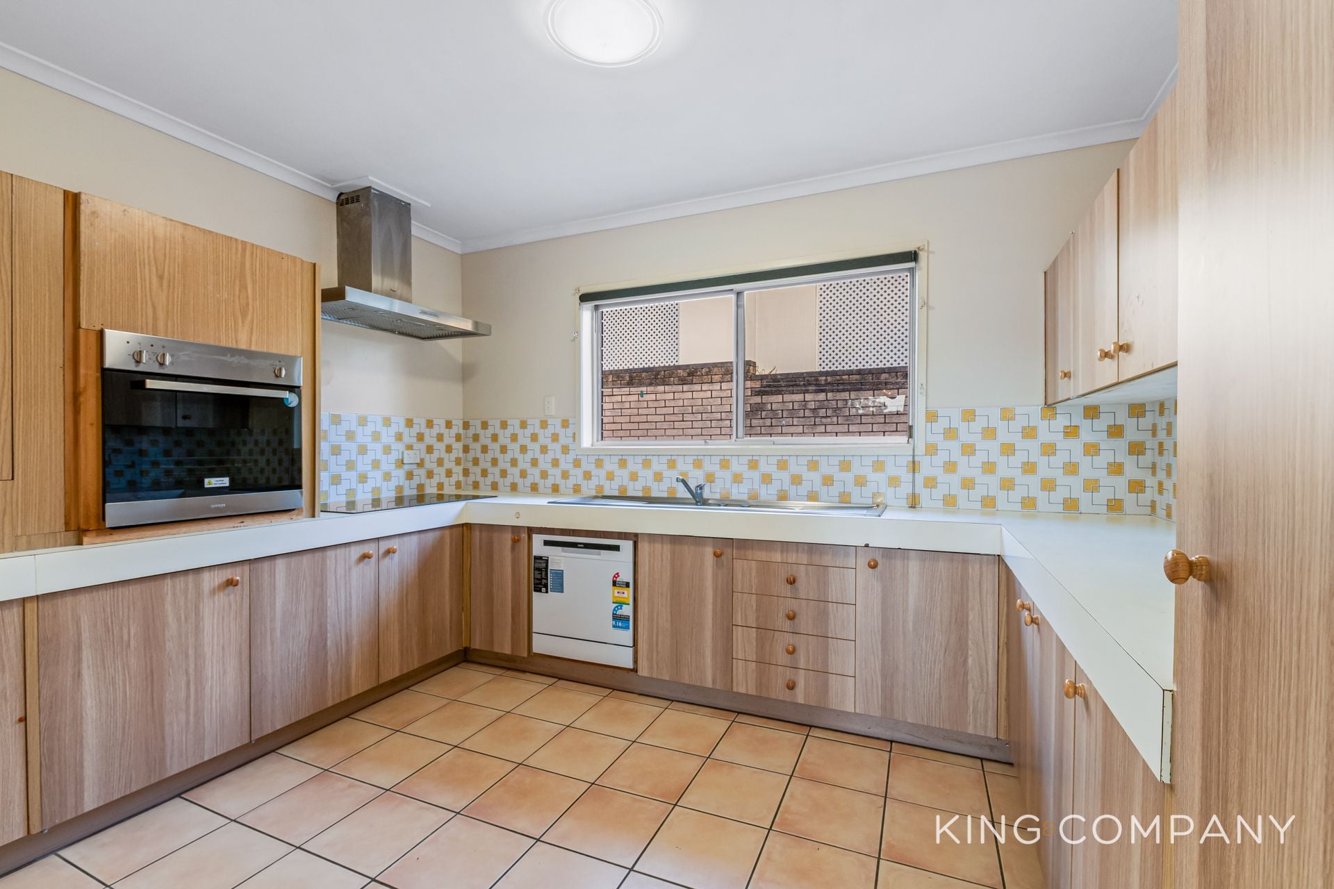 49 Barbaralla Drive, Springwood, Springwood - Thumbnail 6
