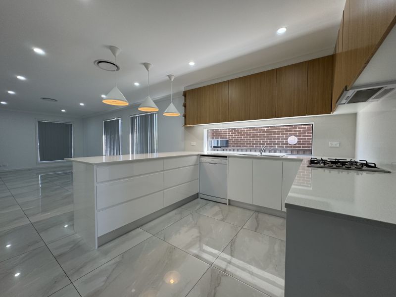 28 Dawn Drive, Seven Hills