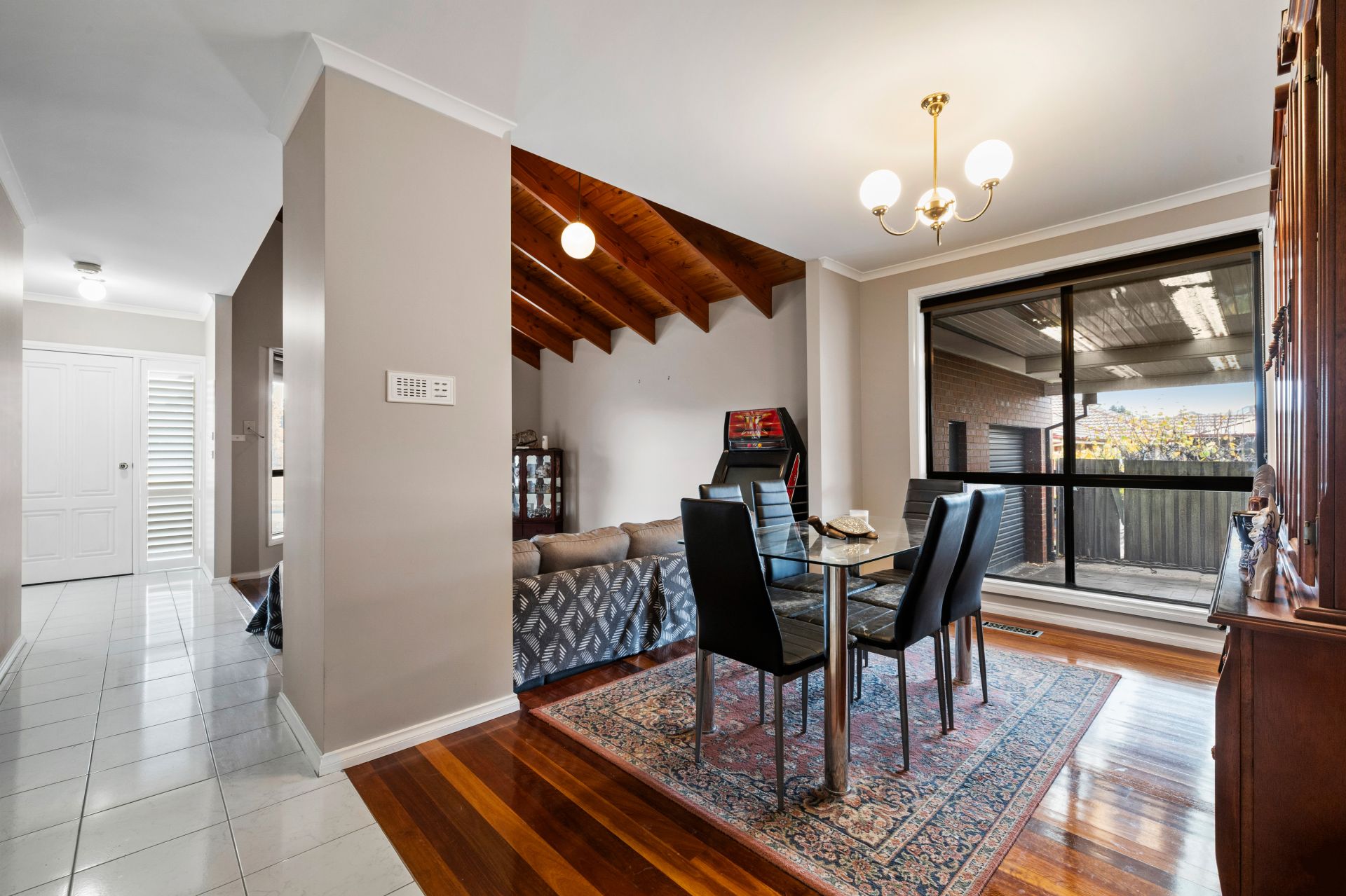 Spacious Living & Entertaining In A Prime Position