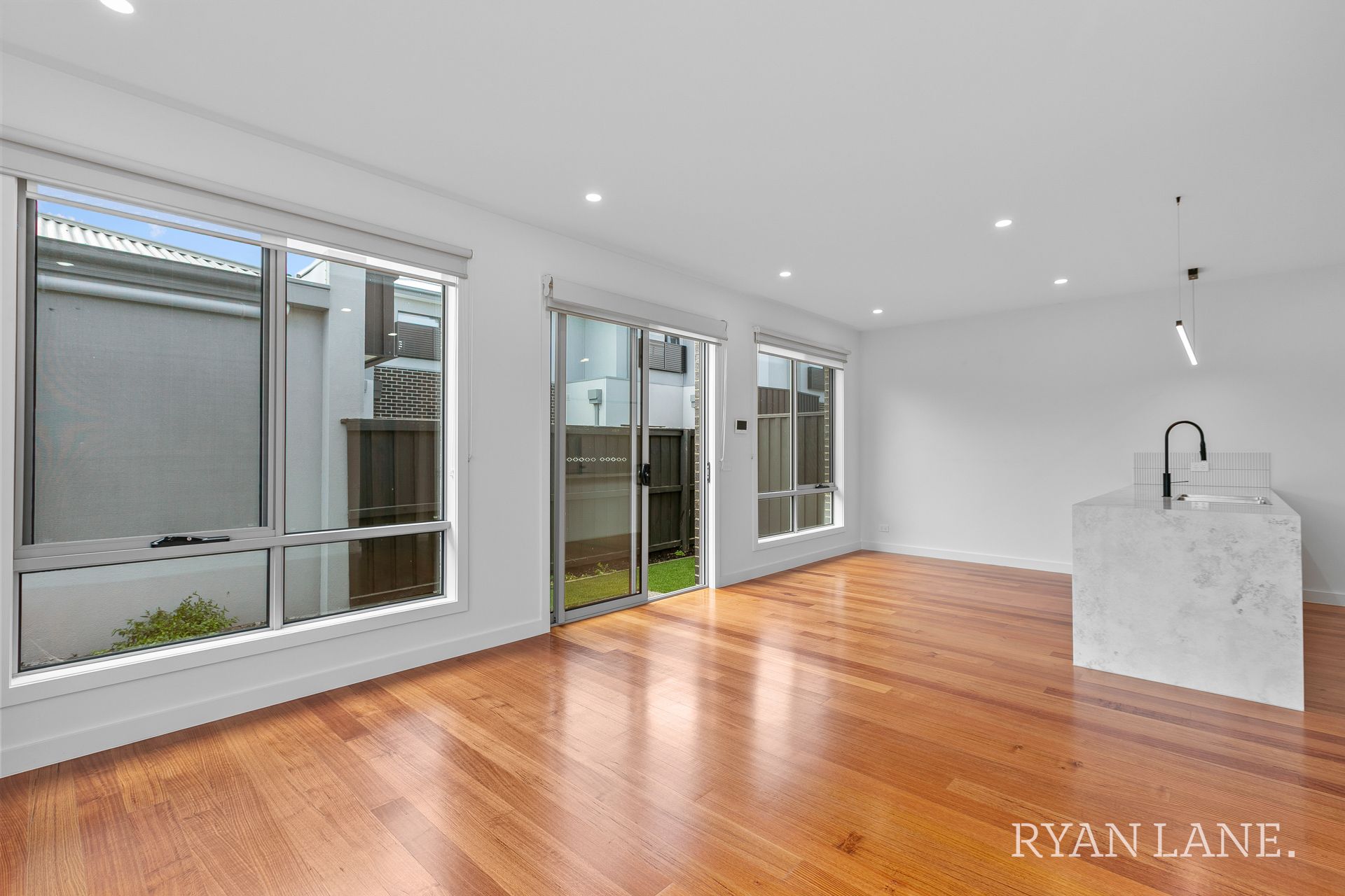 4/63 Rose Street Altona VIC, Altona - Thumbnail 2
