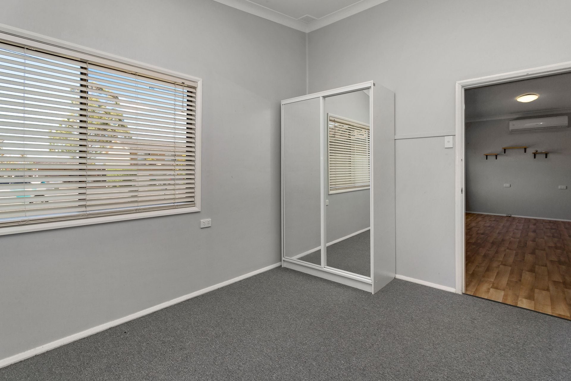 32 Eighth Avenue, Toukley NSW, Toukley - Thumbnail 5