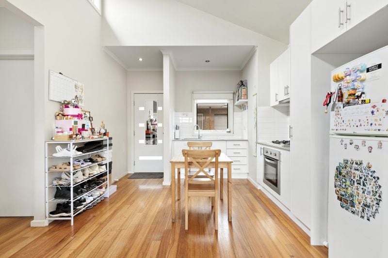 2/6 Cherry Court, Lalor
