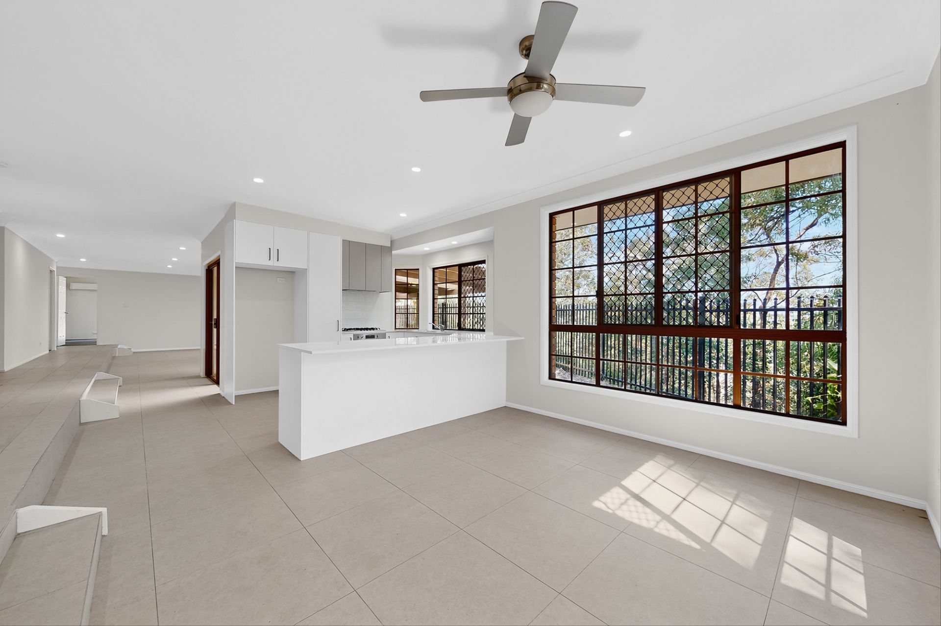 9 Arthur Payne Court, Worongary QLD 4213, Worongary - Thumbnail 2