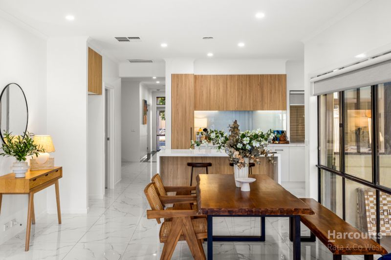 5 Kings Domain, Caroline Springs