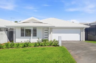 9 Pepperberry Parade, Thrumster
