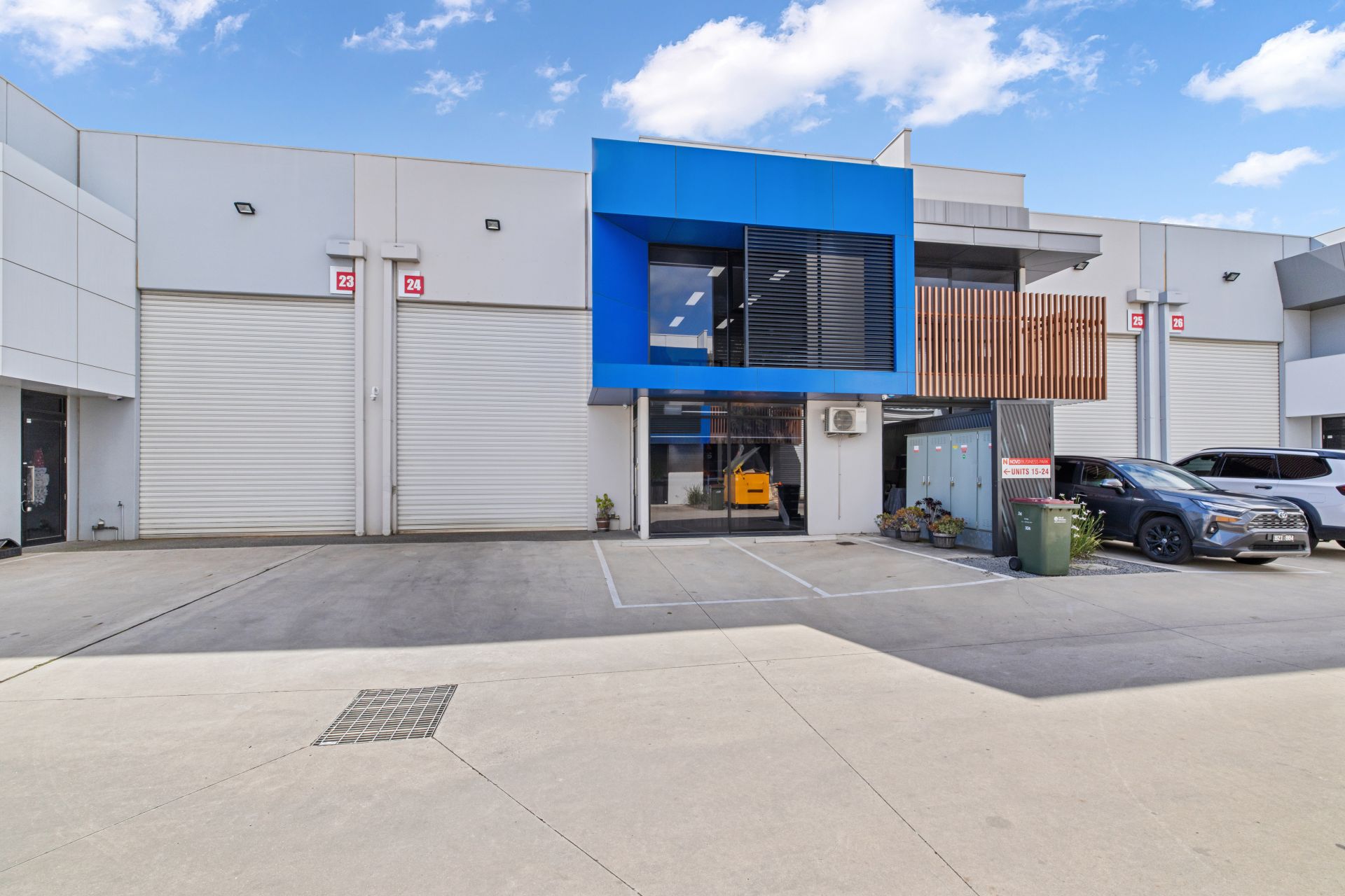 QUALITY OFFICE WAREHOUSE