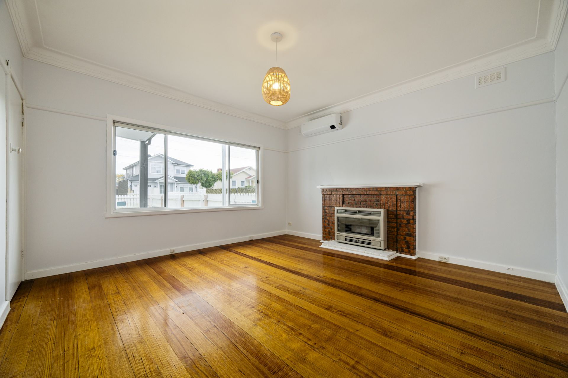Modern & Low-Maintenance 2-Bedroom Home in Prime Location
