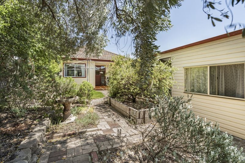 56 Tambo Avenue, Reservoir