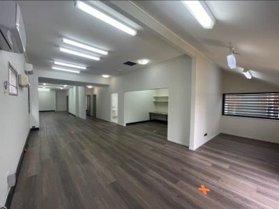 VERSATILE GROUND FLOOR OFFICE/CONSULTING