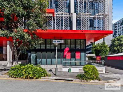 PRICE REDUCTION! GROUND FLOOR RETAIL OPPORTUNITY IN SOUTHBANK!