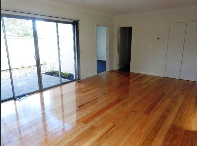 2-Bedroom Unit in Convenient Heidelberg West Location