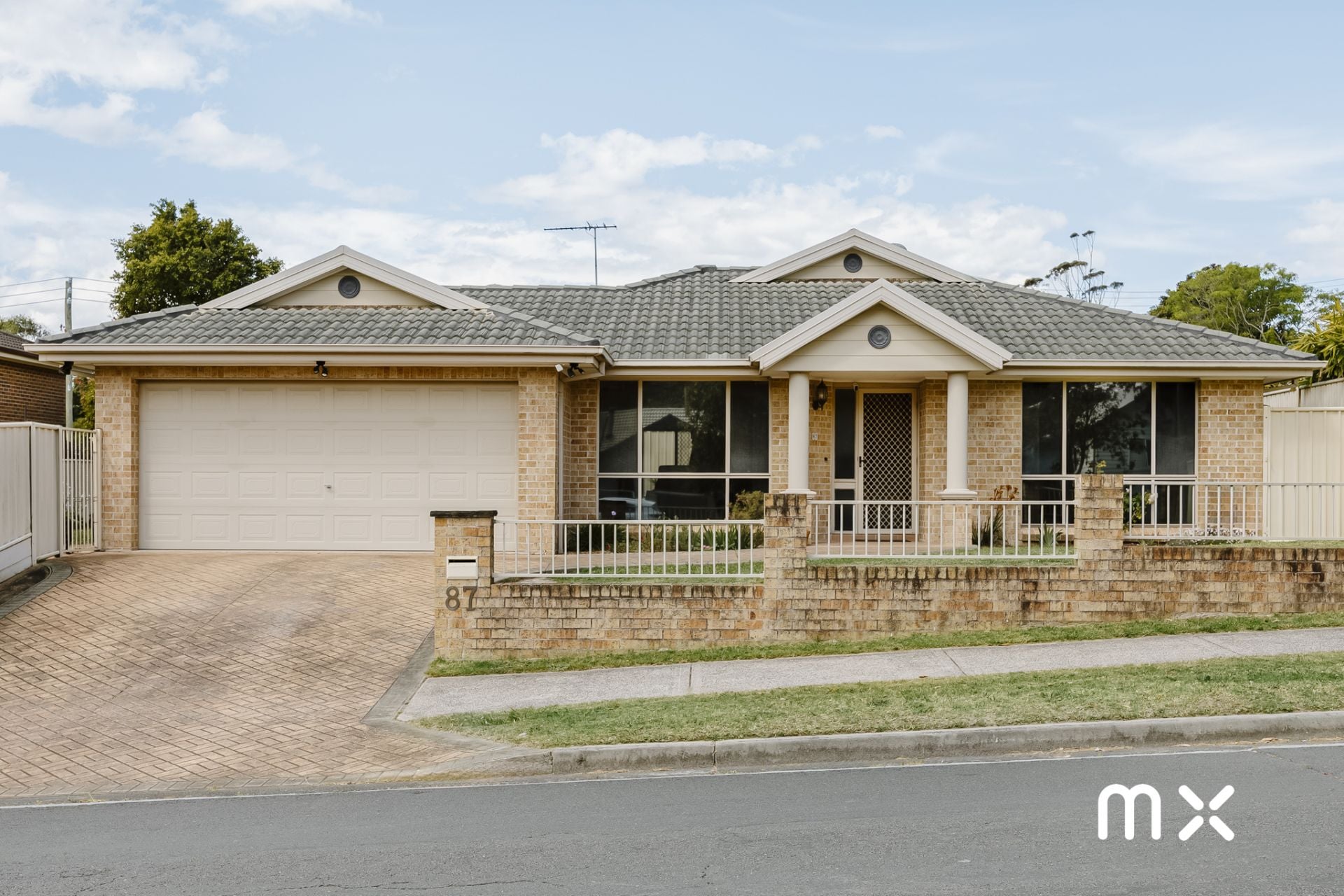87 Walker Street, Helensburgh - Thumbnail 2