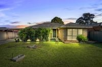 19 Savannah Crescent, Epping