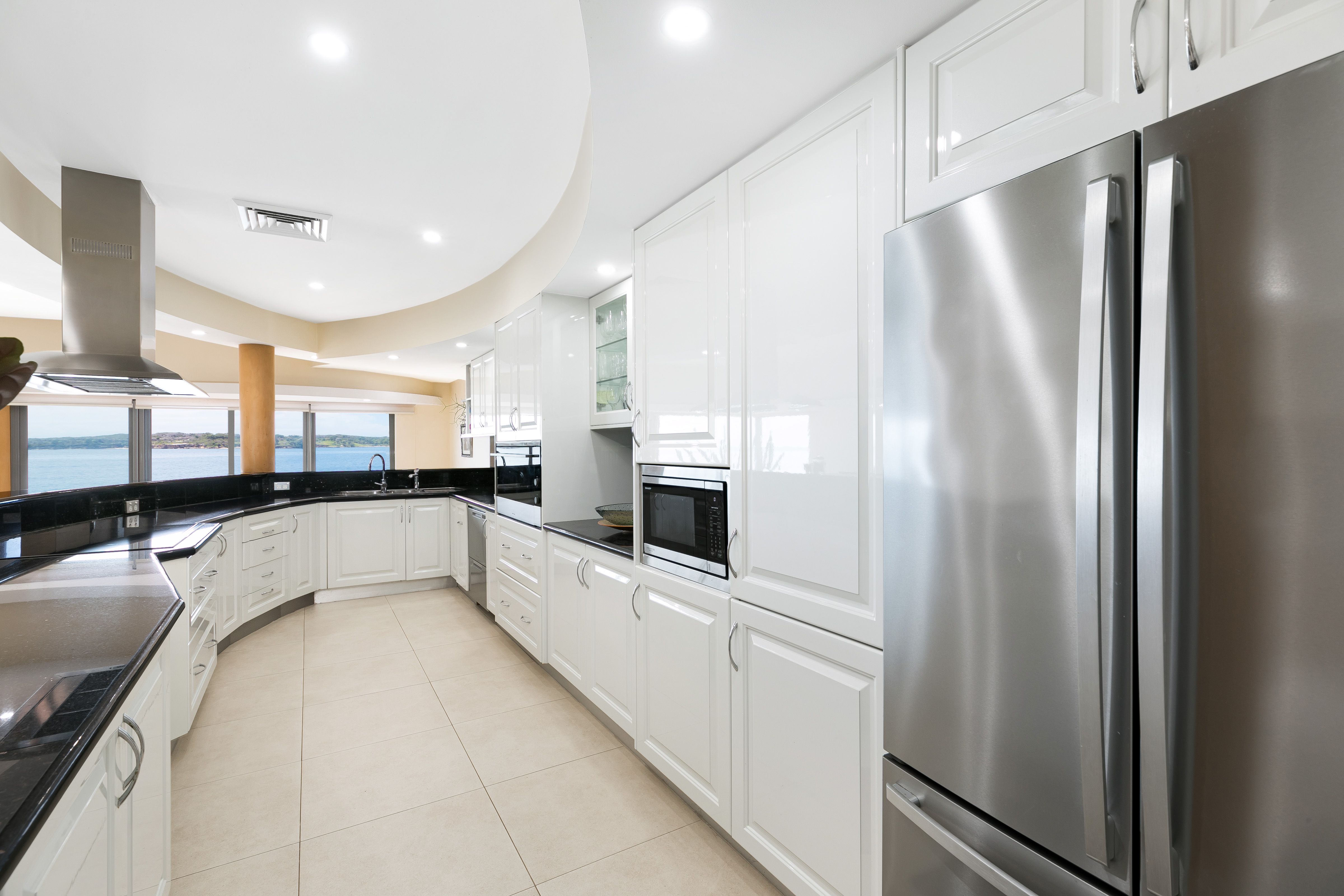 1/8 Glaisher Parade CRONULLA 2230