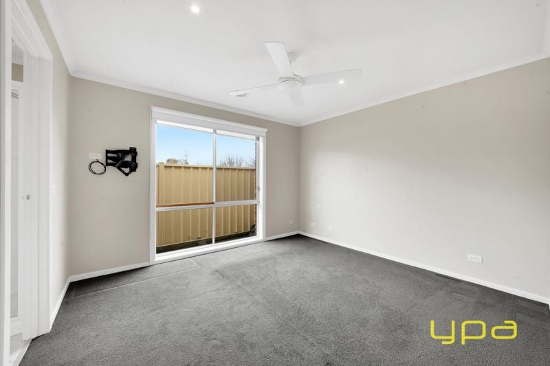 1/107-109 Breens Road Cranbourne West VIC, Cranbourne West - Thumbnail 5