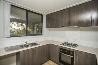 9/35 Brushfoot Boulevard, Success