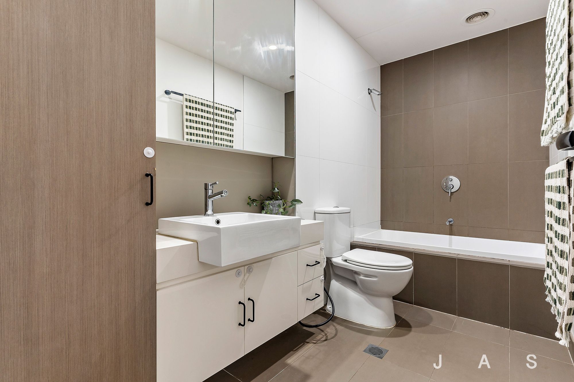 4/42 Eucalyptus Drive, Maidstone, Maidstone - Thumbnail 7