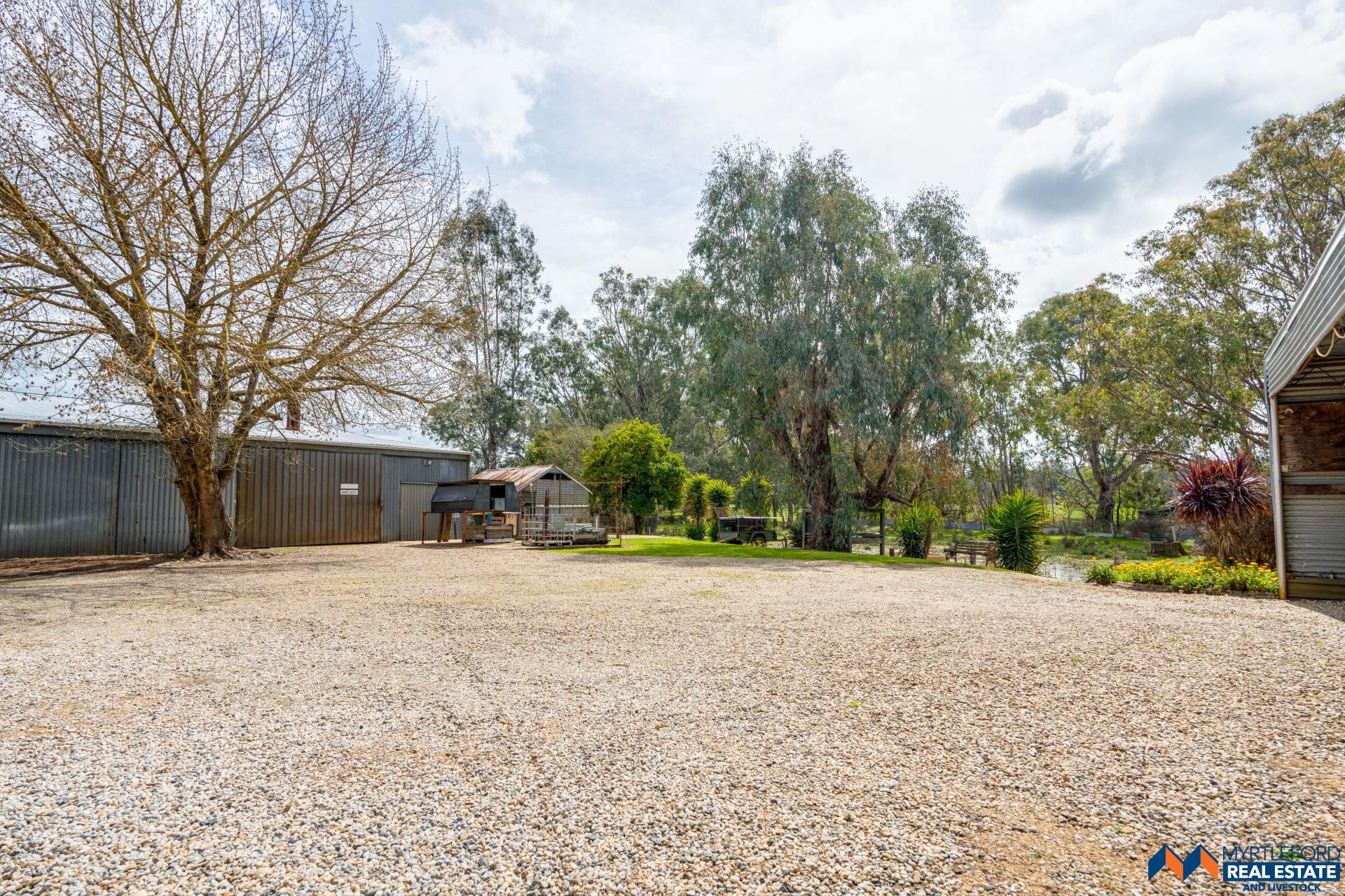 3961 Snow Road, MYRTLEFORD, Myrtleford - Thumbnail 6