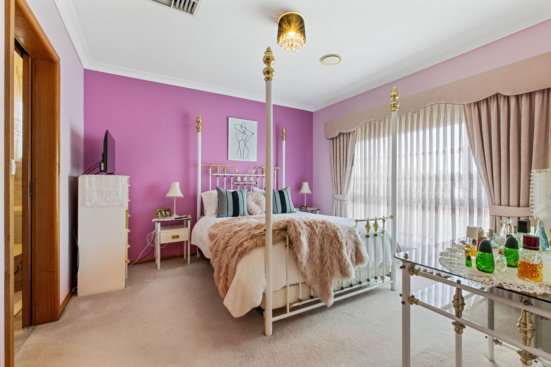 Expansive Family Home In A Prime Location