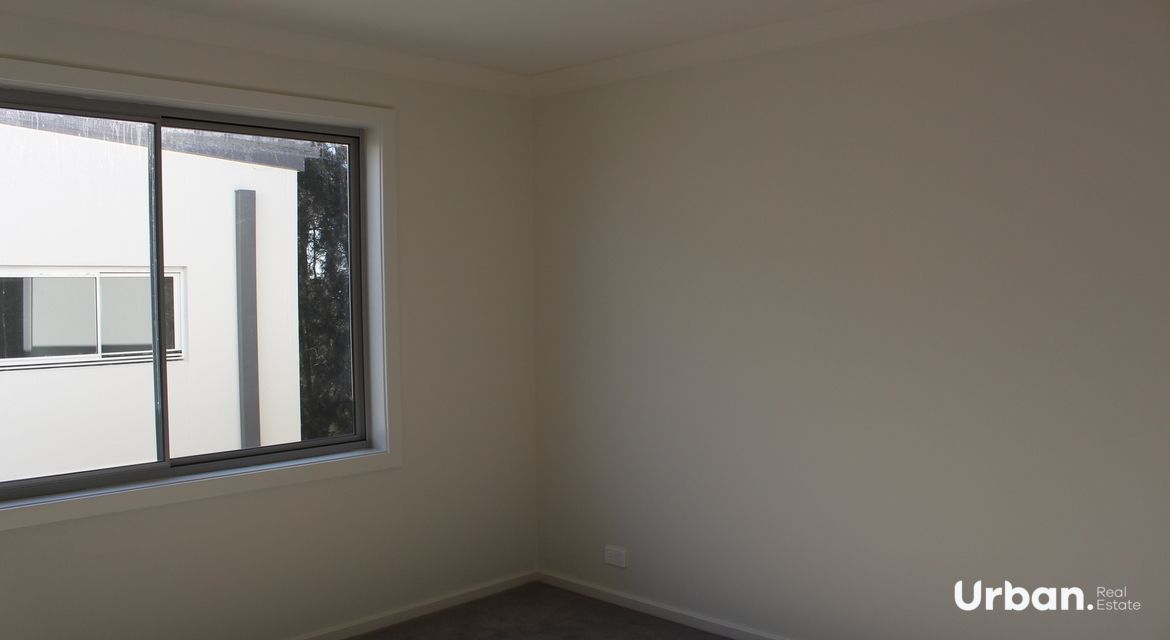 Moorebank 21 Hennessy Avenue