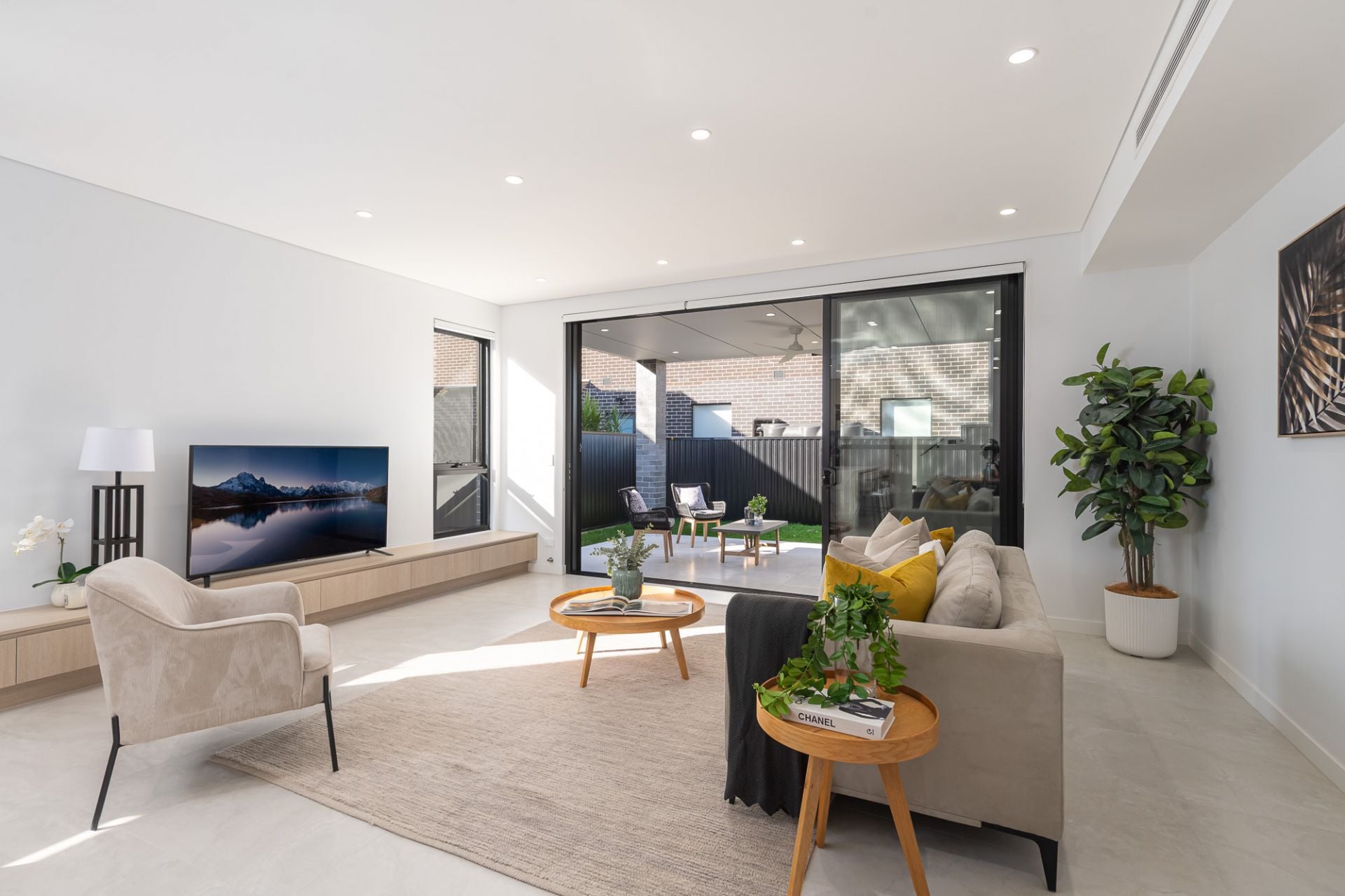 66 MacKenzie Street Revesby NSW, Revesby - Thumbnail 5