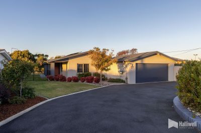 3
 
 
 
  
 
 
 2
 
 
 
  
 
 
 2
 
 
 
 
 
 
 
 27 Shearwater Boulevard, Shearwater TAS 7307, Shearwater - Thumbnail 2