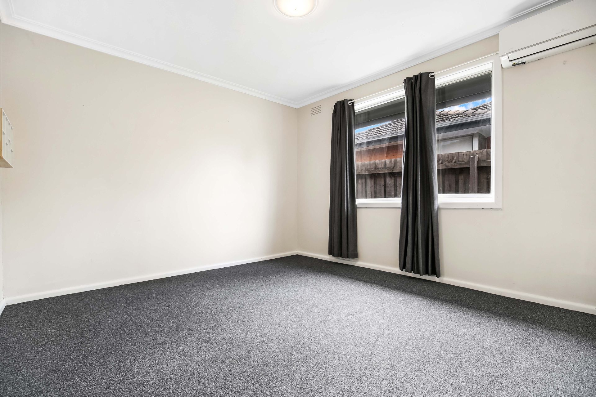 Spacious & Inviting 3-Bedroom Family Home