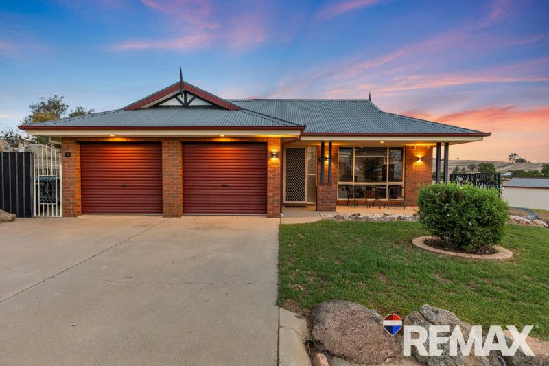 JUNEE, 57 Cedric Street