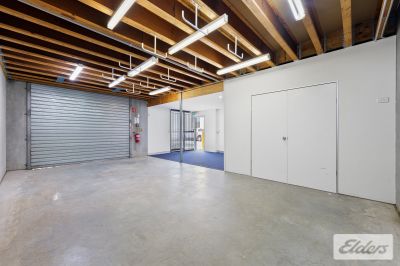 PRIME INDUSTRIAL OFFICE/SHOWROOM!