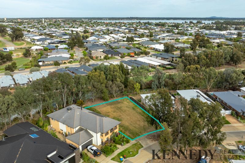 39 Phillip Hyland Drive Yarrawonga VIC, Yarrawonga - Thumbnail 3