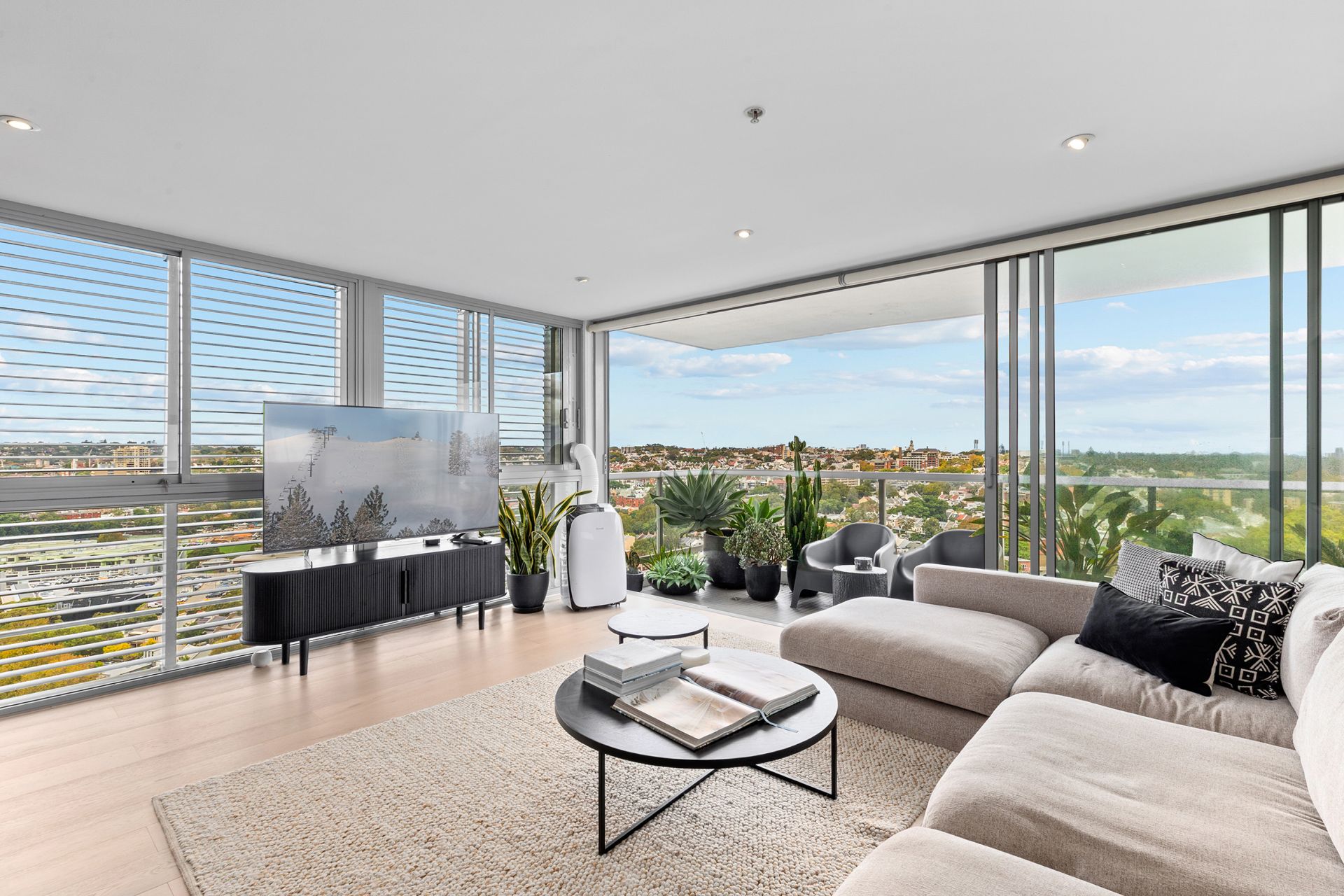 1508/3 Kings Cross Road, Darlinghurst NSW 2010