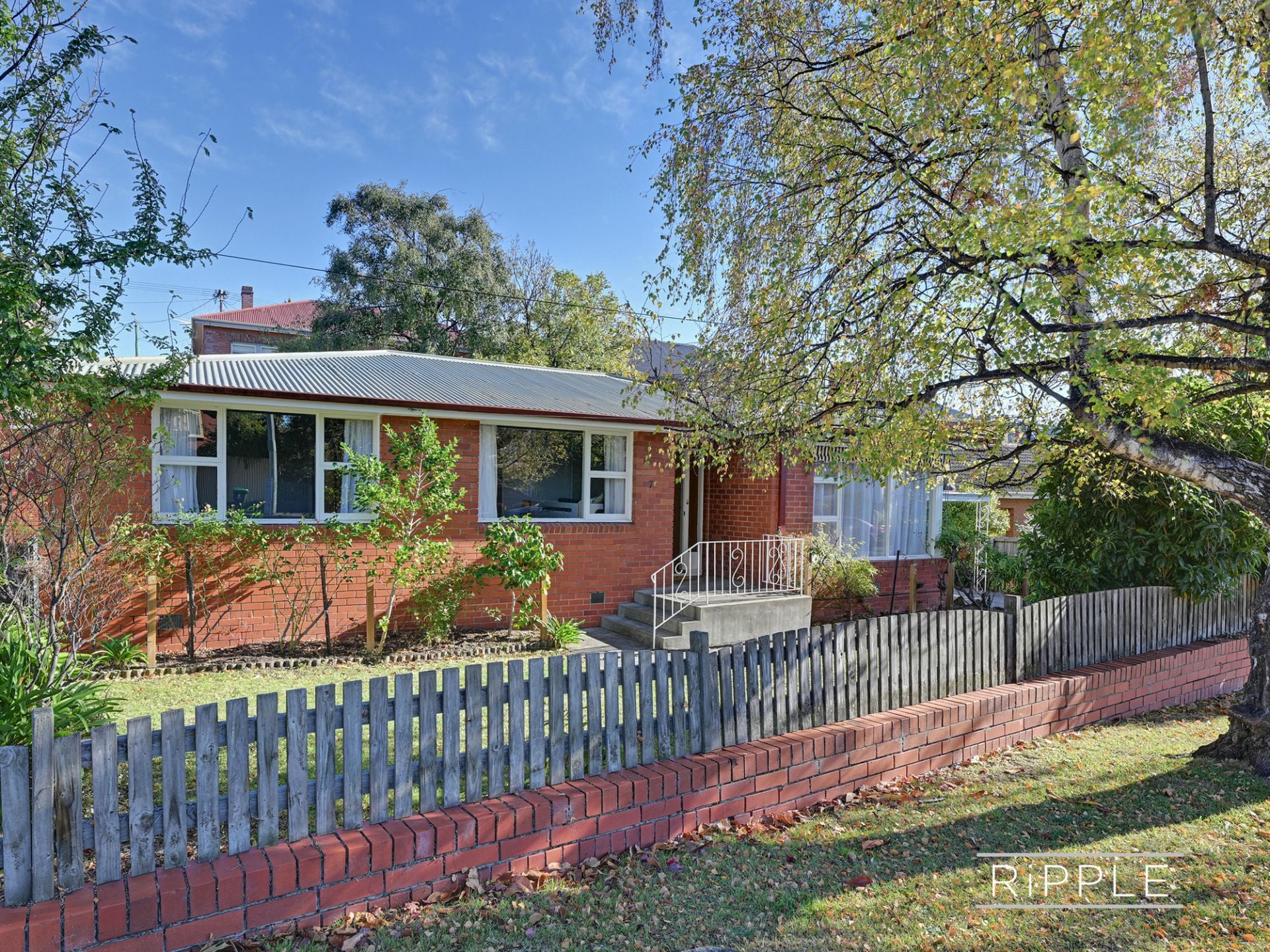 7 Oakley Street NEW TOWN TAS, New Town - Image 1