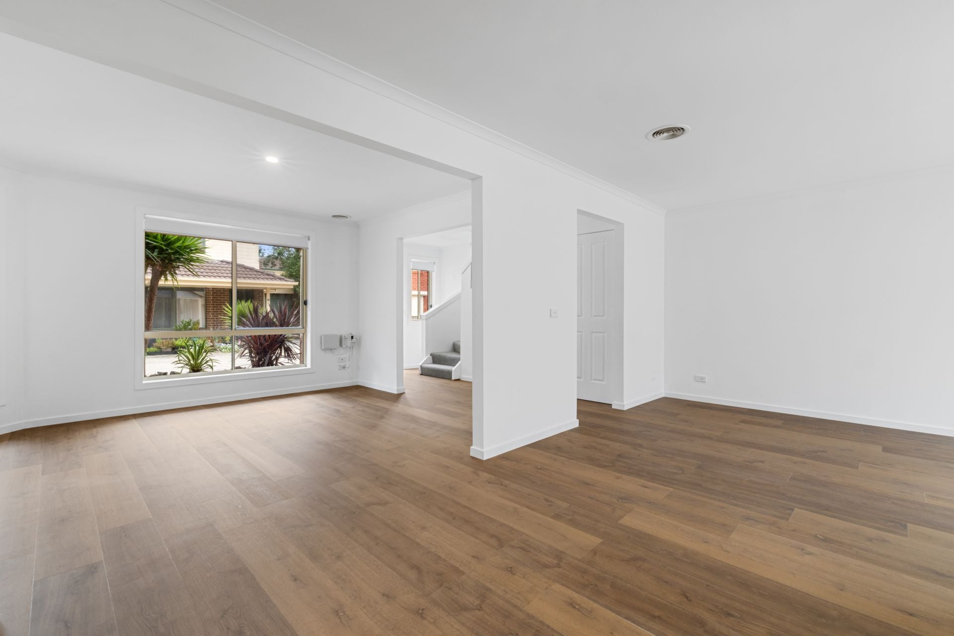 21 Pace Circuit, South Morang, South Morang - Thumbnail 6
