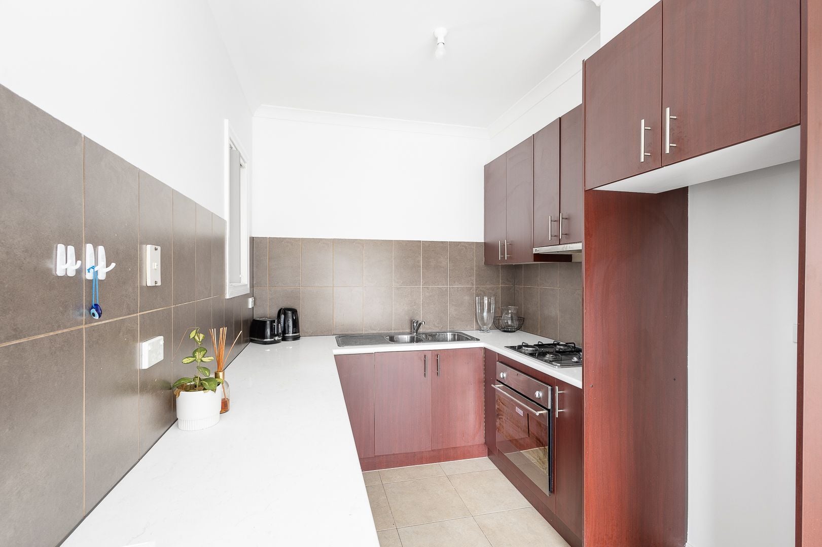 Hidden Gem: 2-Bedroom Unit