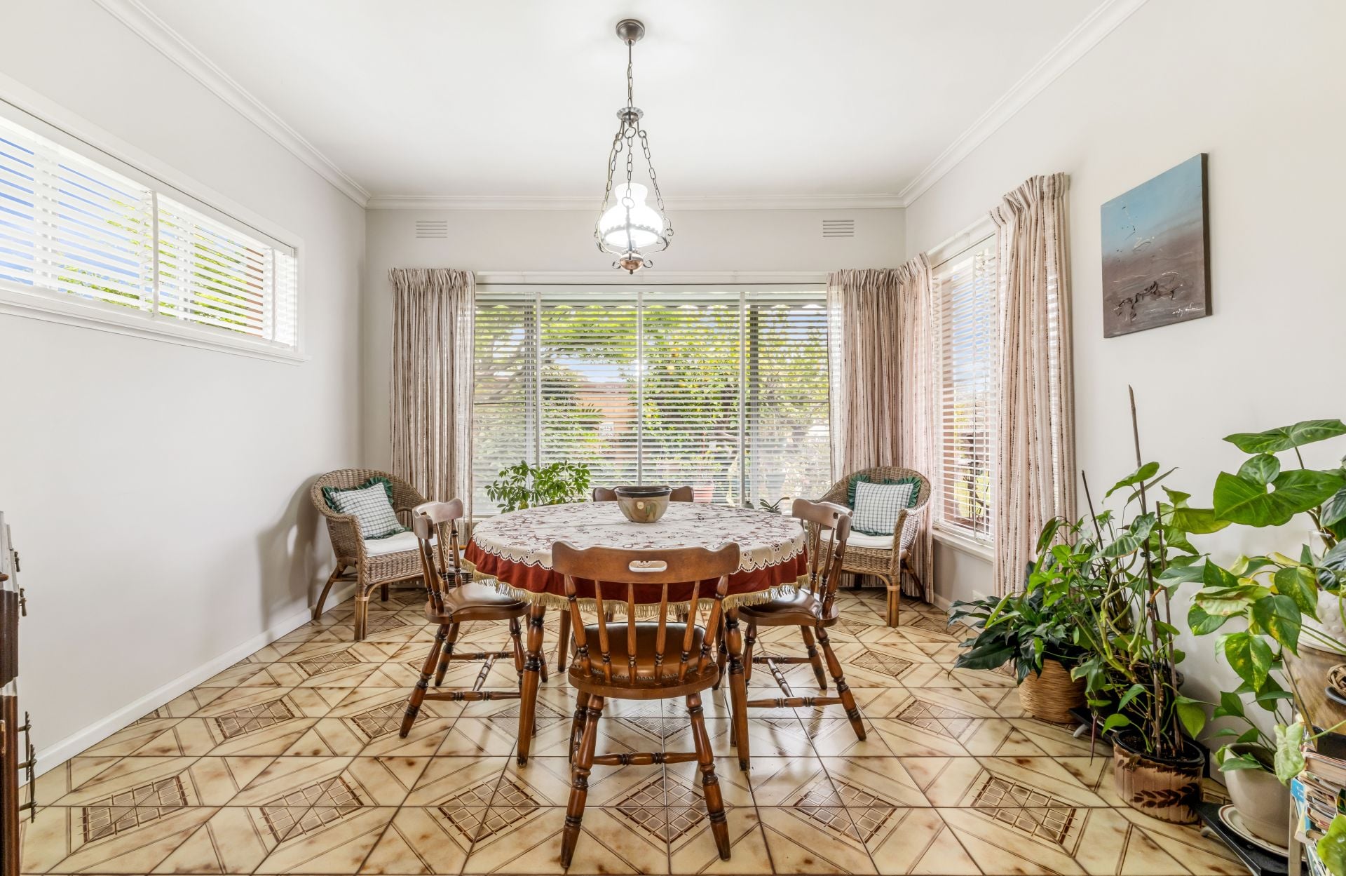 Mid Century Charm With Lots Of Potential