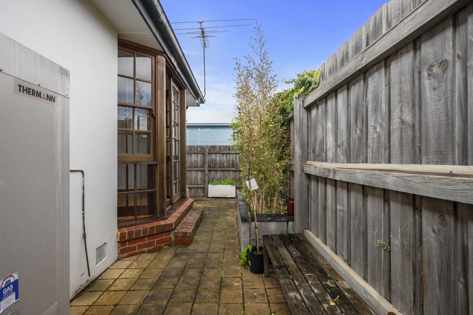 Secluded One-Bedroom Villa in the Heart of Thornbury