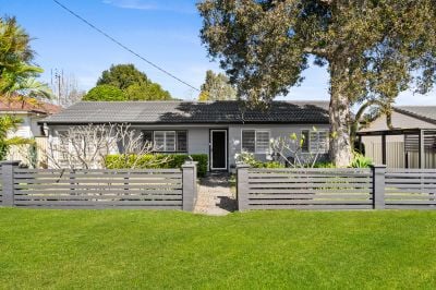 Buff Point 49 Narambi Road