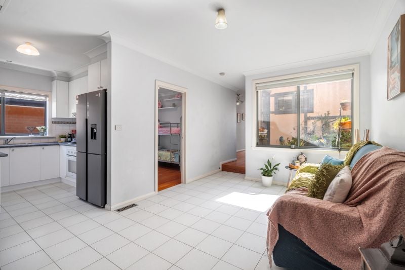 11 Winston Street, Lalor