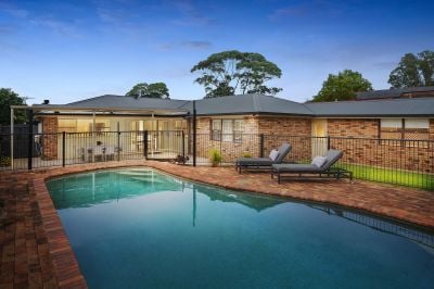 Belrose 16 Curragundi Avenue