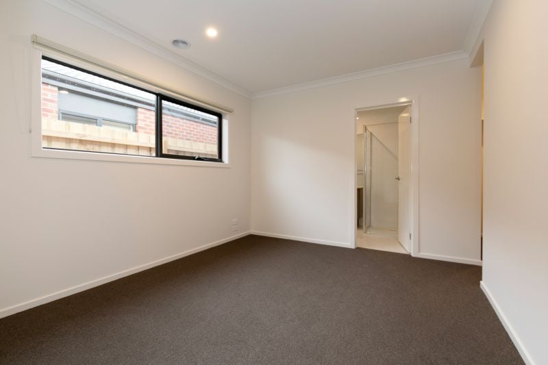 8 Ivanhoe Road, Wallan